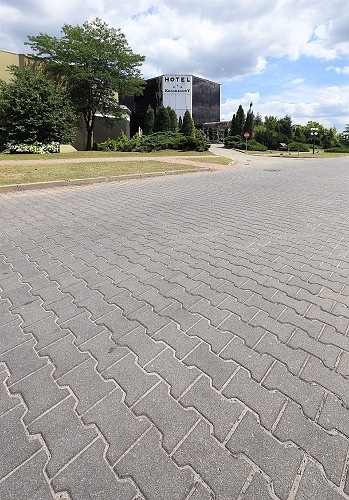 Polbruk TETKA z fazą, gr. 6 cm szara