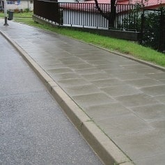 Polbruk  Krawężnik Drogowy Niski 12x25x100 cm