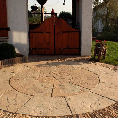 Bruk-Bet KAMIEŃ CIOSANY KOŁO gr. 4 cm, WET CAST