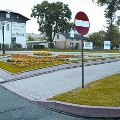 Polbruk  Krawężnik Drogowy Niski 12x25x100 cm