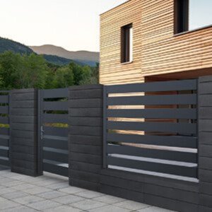 Joniec Roma Giga, pustak