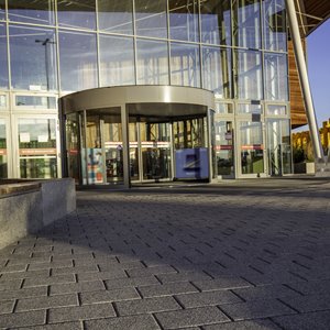 Semmelrock LA LINIA LARGO gr. 8 cm płukana