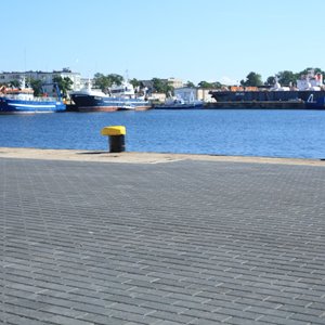 Polbruk PROSTOKĄT z  fazą, gr. 6 cm kolor