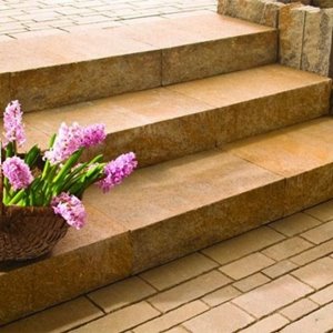 Bruk-Bet BLOKI SCHODOWE UNI SPLIT