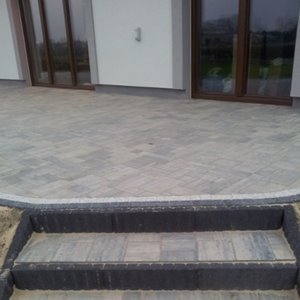 Aranżacja podjazdu z kostki Wenecja - Galeria Kostki