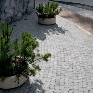 Bruk-Bet LOGO gr. 8  antic - postarzana